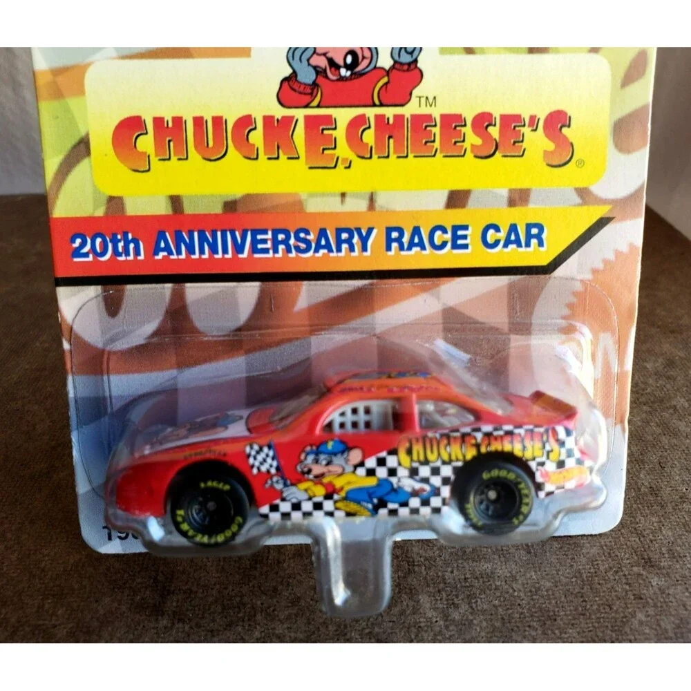 Hot Wheels CHUCK E. CHEESE'S PONTIAC GRAND PRIX 20Th. ANNIVERSARY RACE CAR 1:64